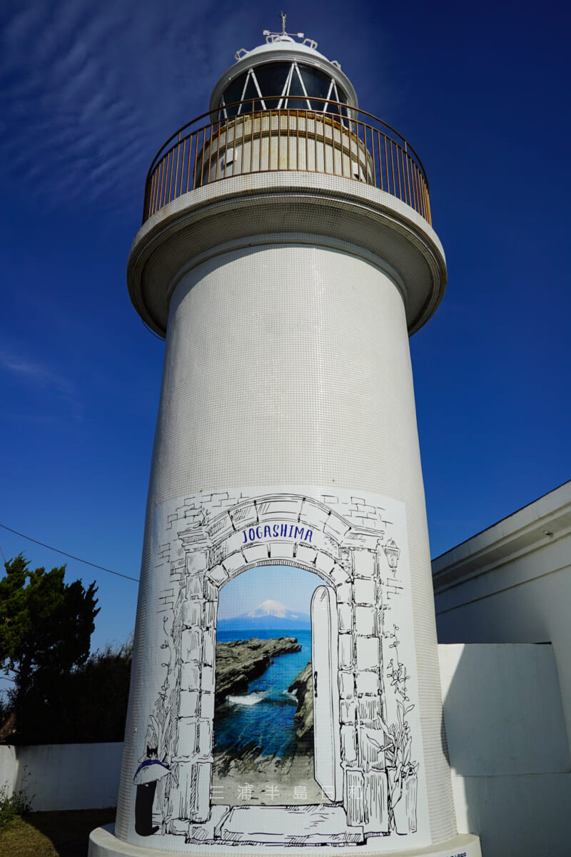 城ヶ島灯台を見上げる（撮影日：2021.01.07）