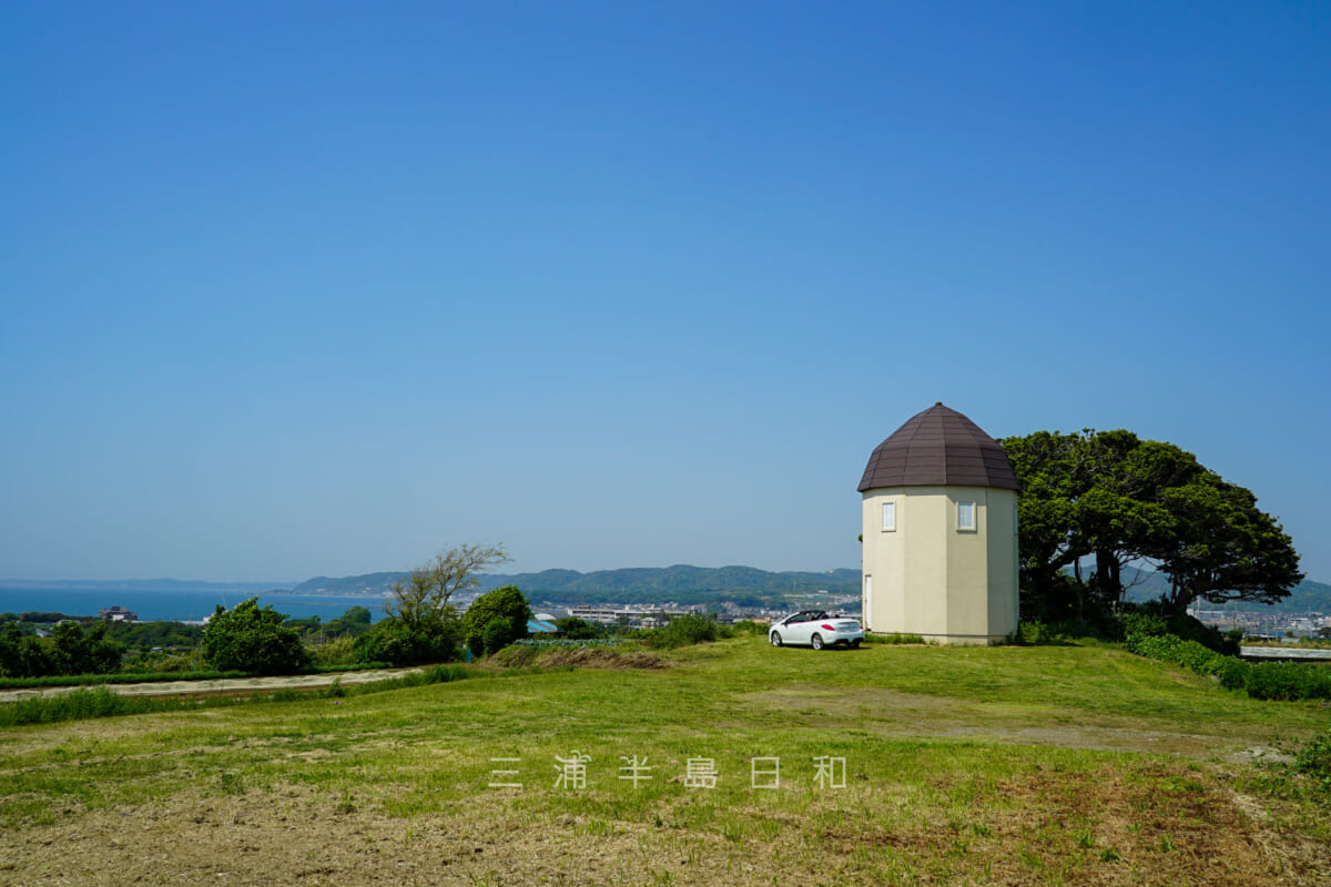 長井海の手公園ソレイユの丘・給水塔の丘（みはらしの丘）（撮影日：2021.04.22）