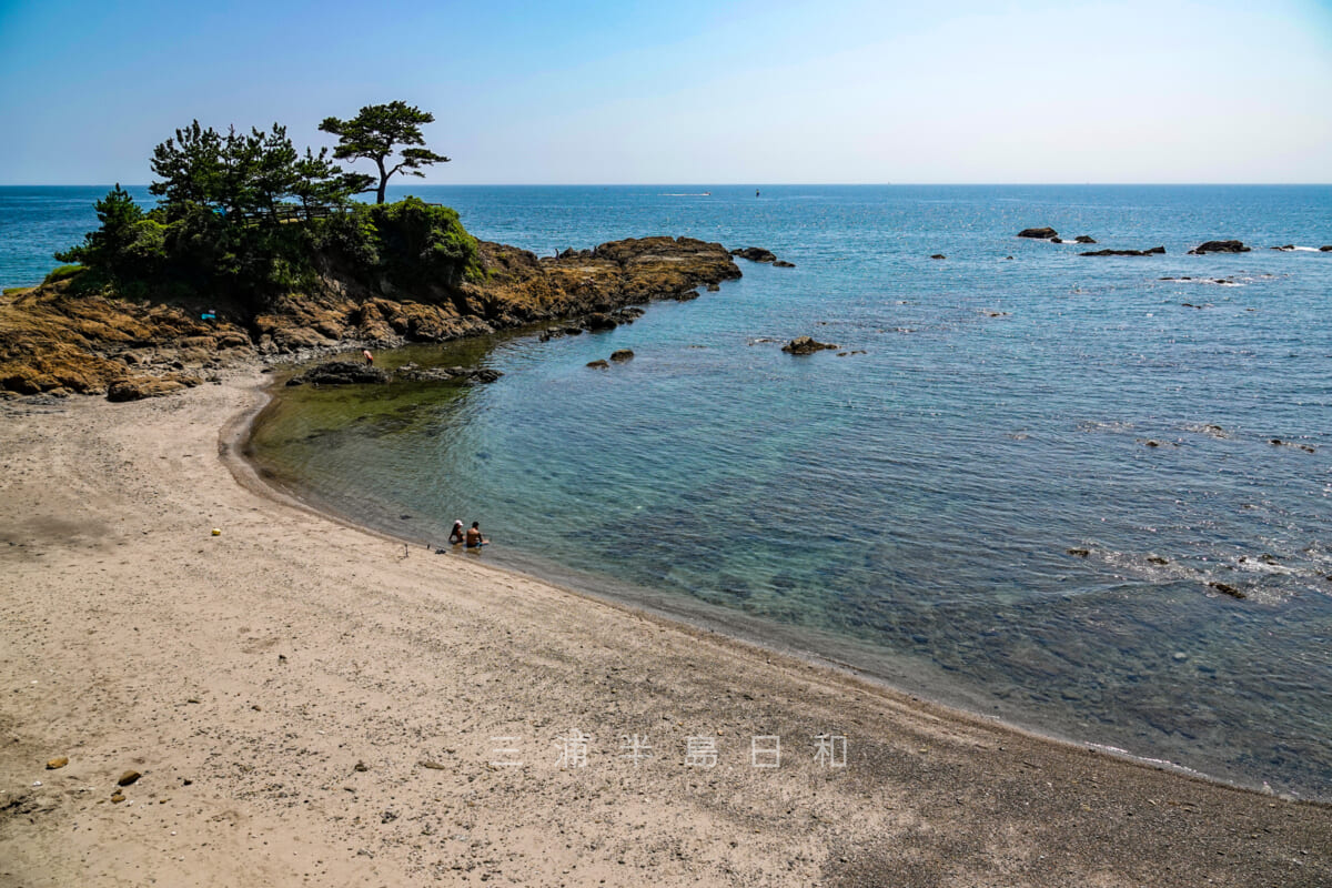 立石公園・梵天の鼻の北側の海岸（撮影日：2019.08.03）