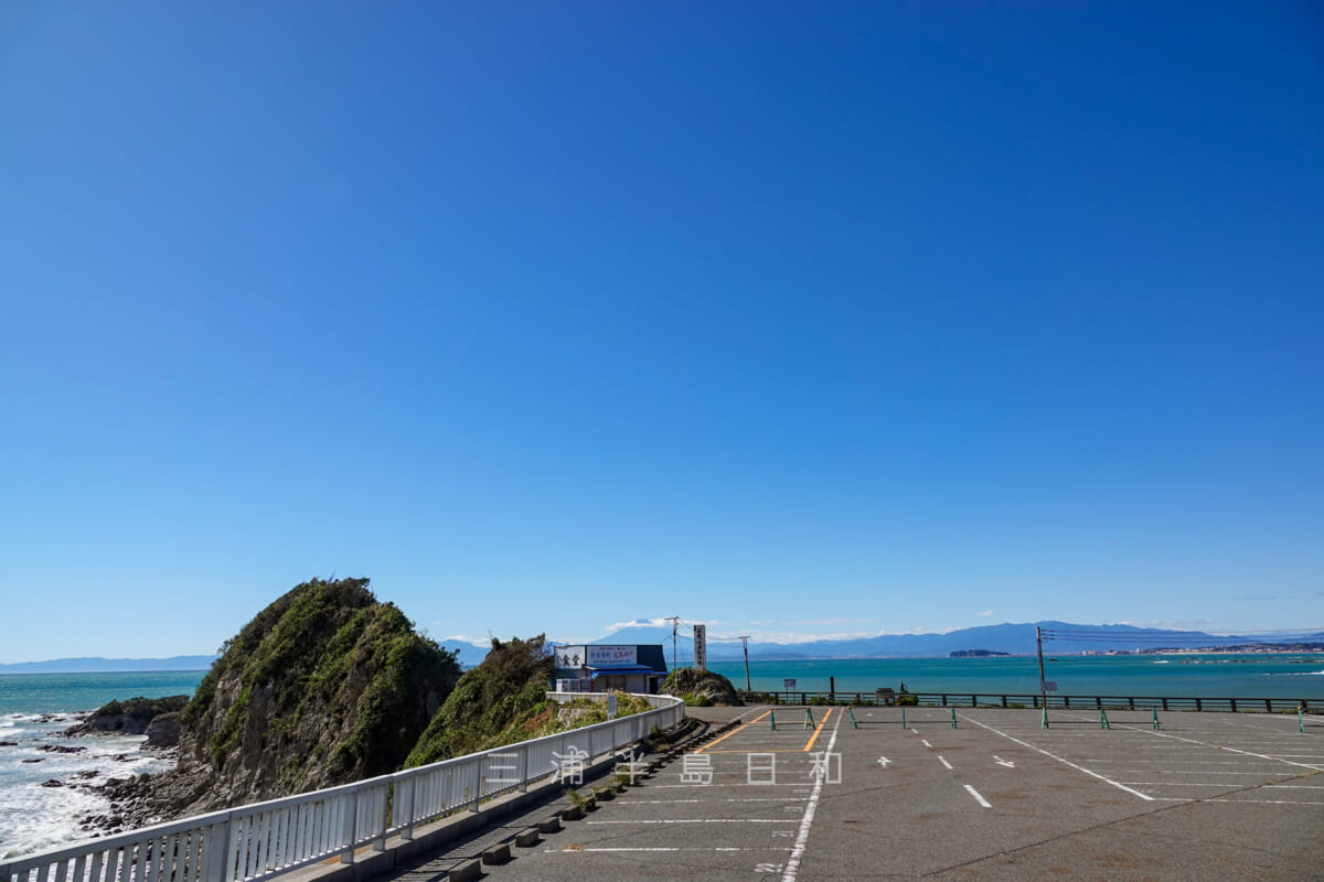 長者ヶ崎駐車場から見た長者ヶ崎の岬(撮影日:2019.10.13)