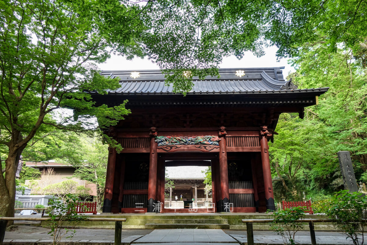 妙本寺・二天門（撮影日：2016.04.23）