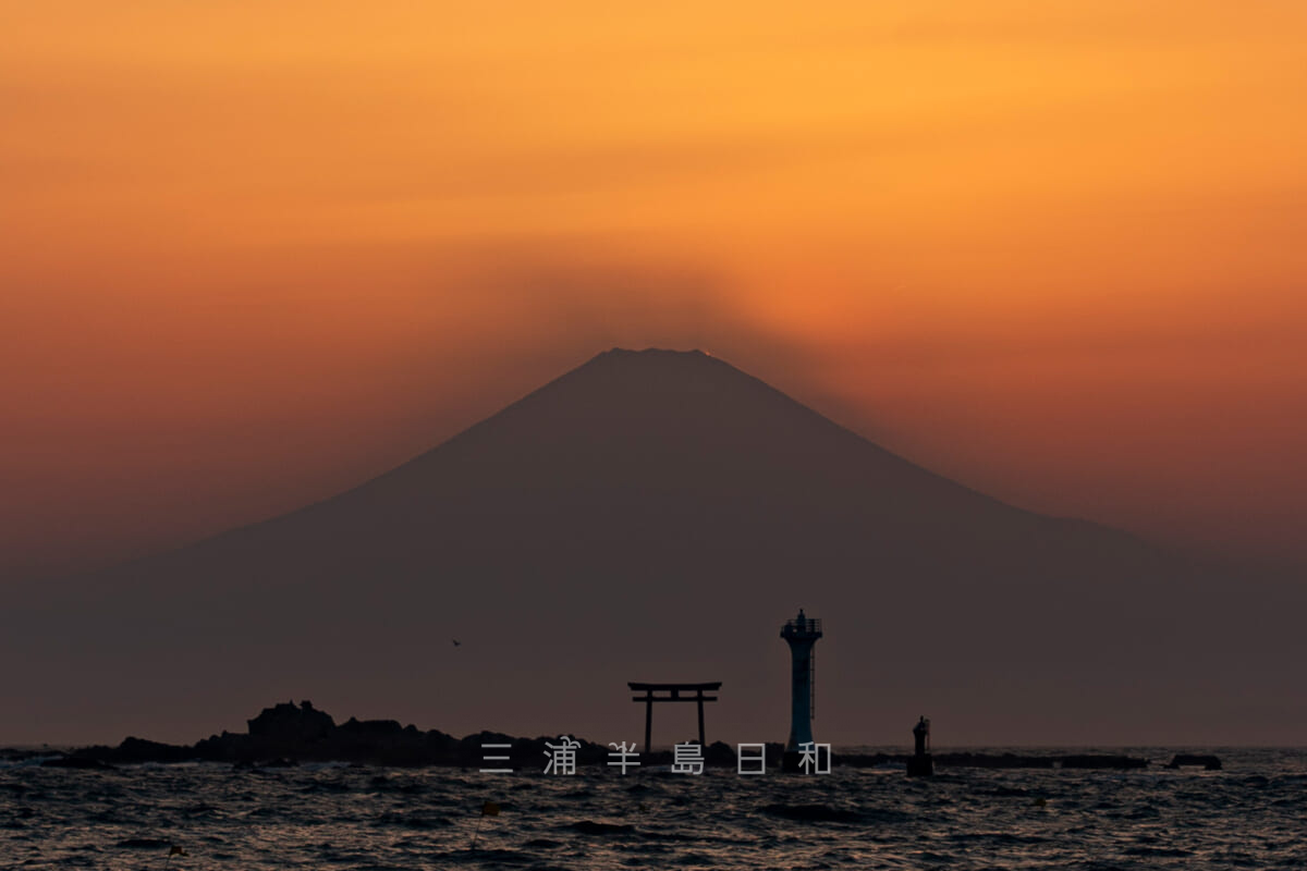 真名瀬海岸・春のダイヤモンド富士-3（撮影日：2022.04.09）