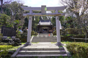 衣笠神社