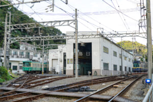 江ノ電極楽寺検車区