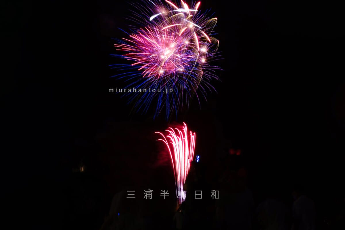 陸上自衛隊久里浜駐屯地納涼祭花火大会（撮影日：2015.07.17）