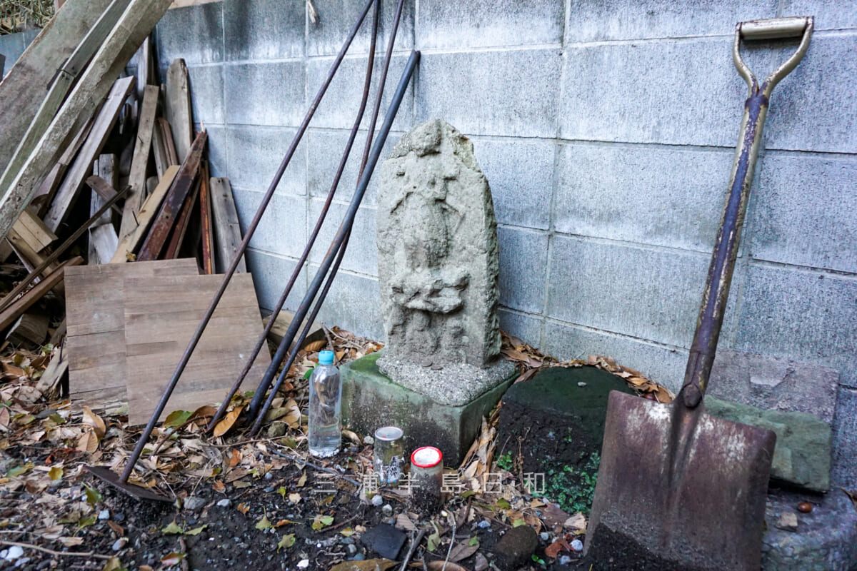 中里神社・境内の庚申塔（撮影日：2024.03.15）