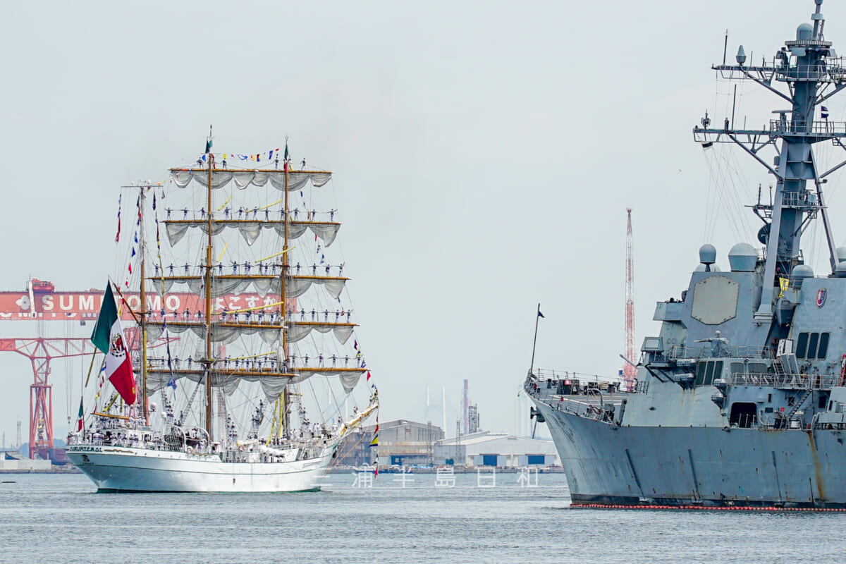 メキシコ海軍練習帆船「クアウテモック号」（満艦飾＆登檣礼）・横須賀港を出航（撮影日：2024.07.10）