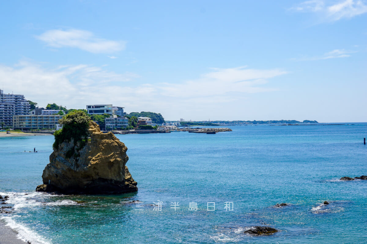 立石海岸より佐島、三浦方面を望む（撮影日：2024.08.10）