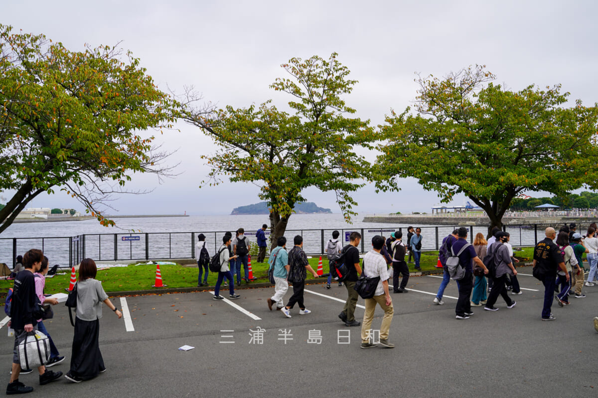 米海軍横須賀基地・マコーミック通り（McCormick St.）（撮影日：2024.10.06）