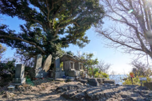 三浦富士（浅間神社奥宮）