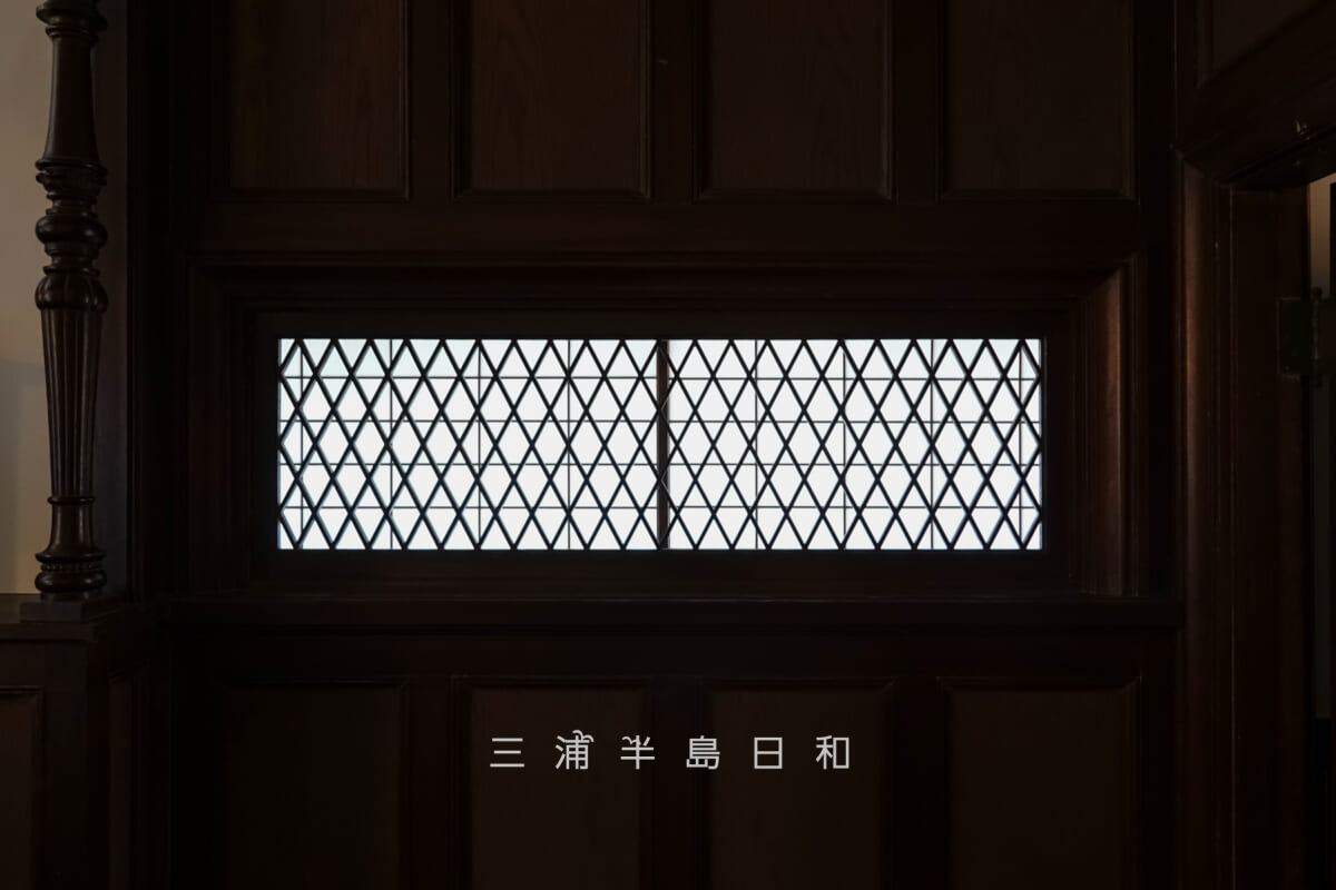 旧本多邸（旧本多家住宅主屋）・居間と和室の室内窓（撮影日：2024.07.14）