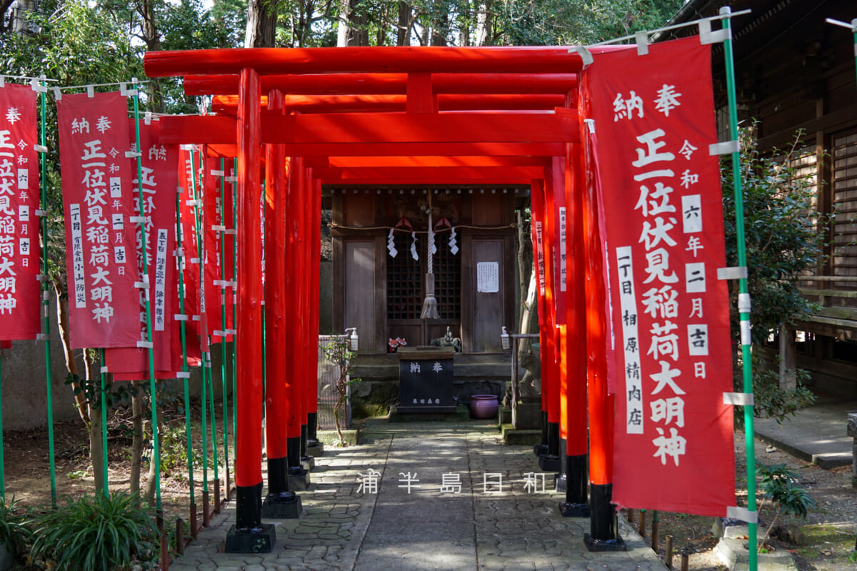 大六天神社（坂本町）-境内社・稲荷神社（撮影日：2024.12.19）