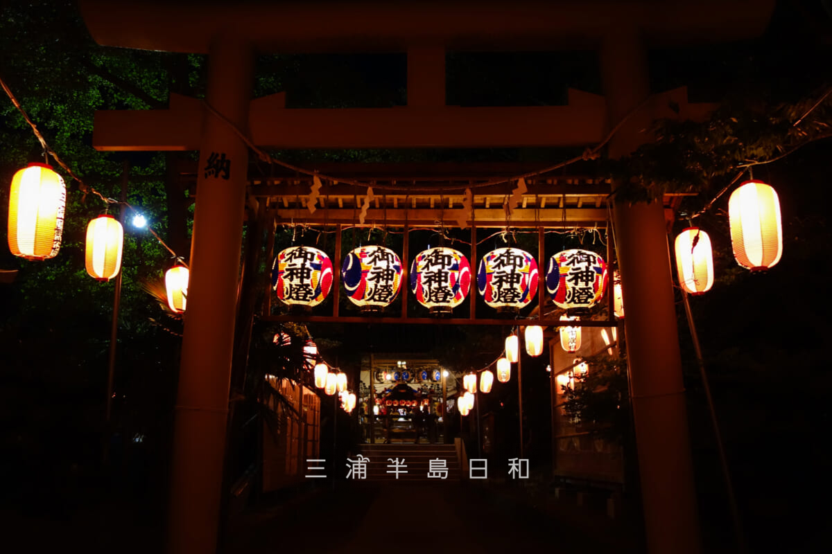 若宮神社(下宮田)・提灯の点る例祭夜の参道(撮影日:2024.09.08)