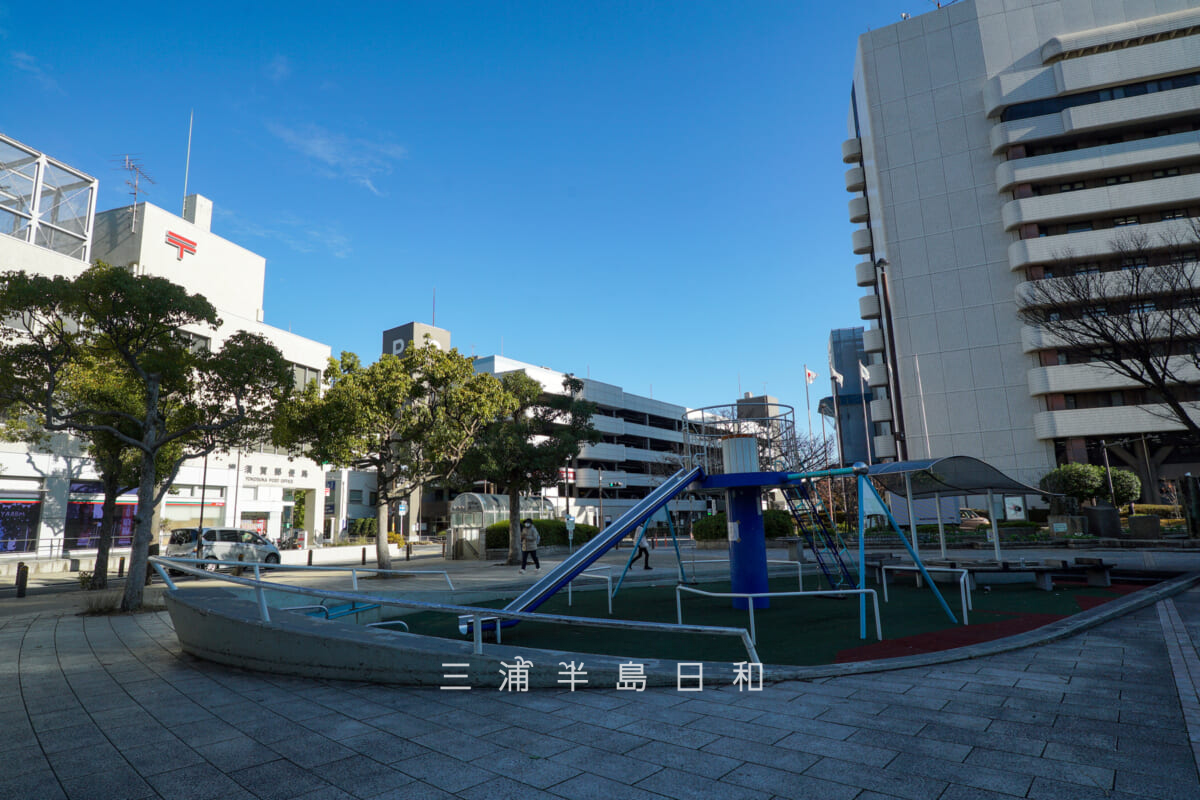 市役所前公園・遊具（撮影日：2025.12.18）