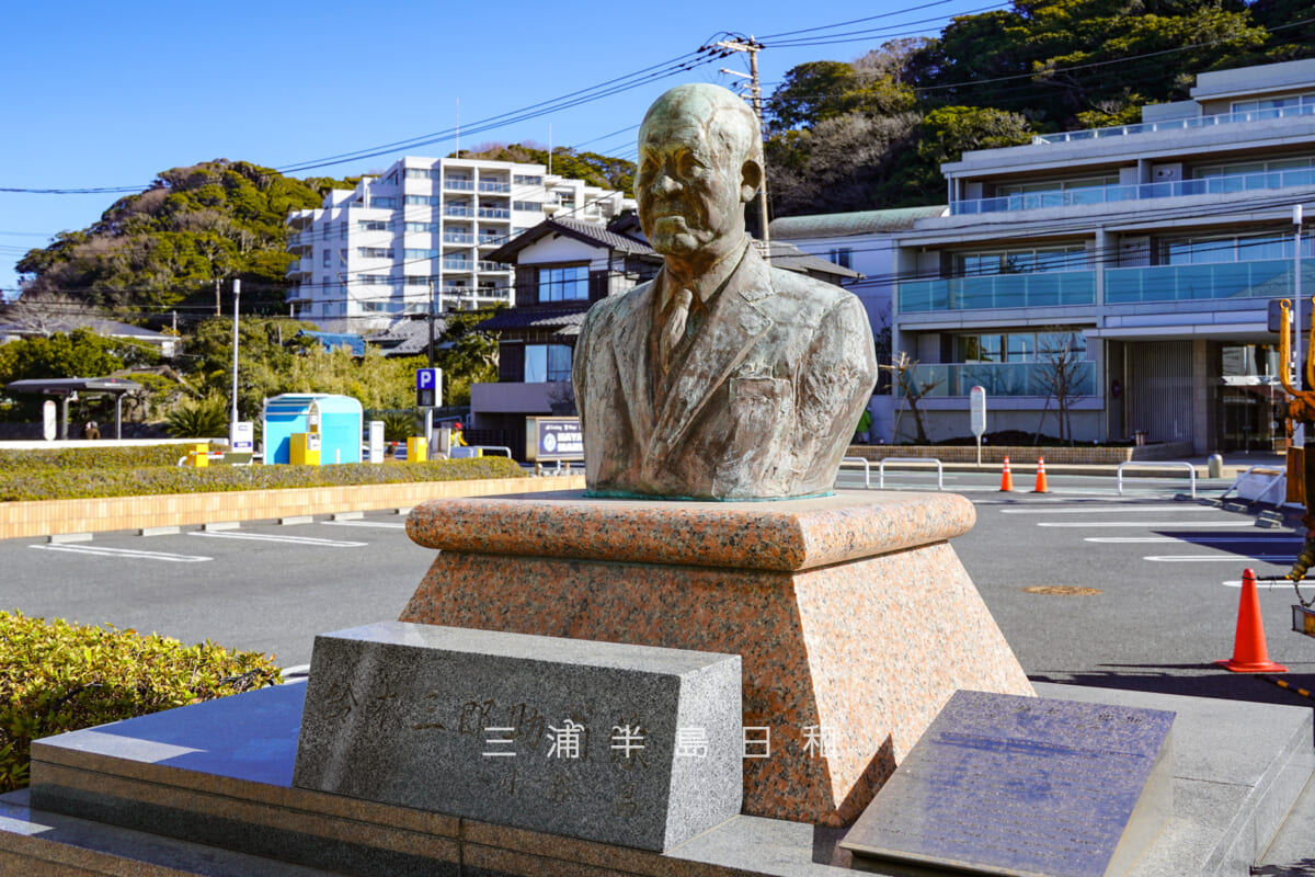 葉山マリーナ・鈴木三郎助翁像（撮影日：2026.02.03）