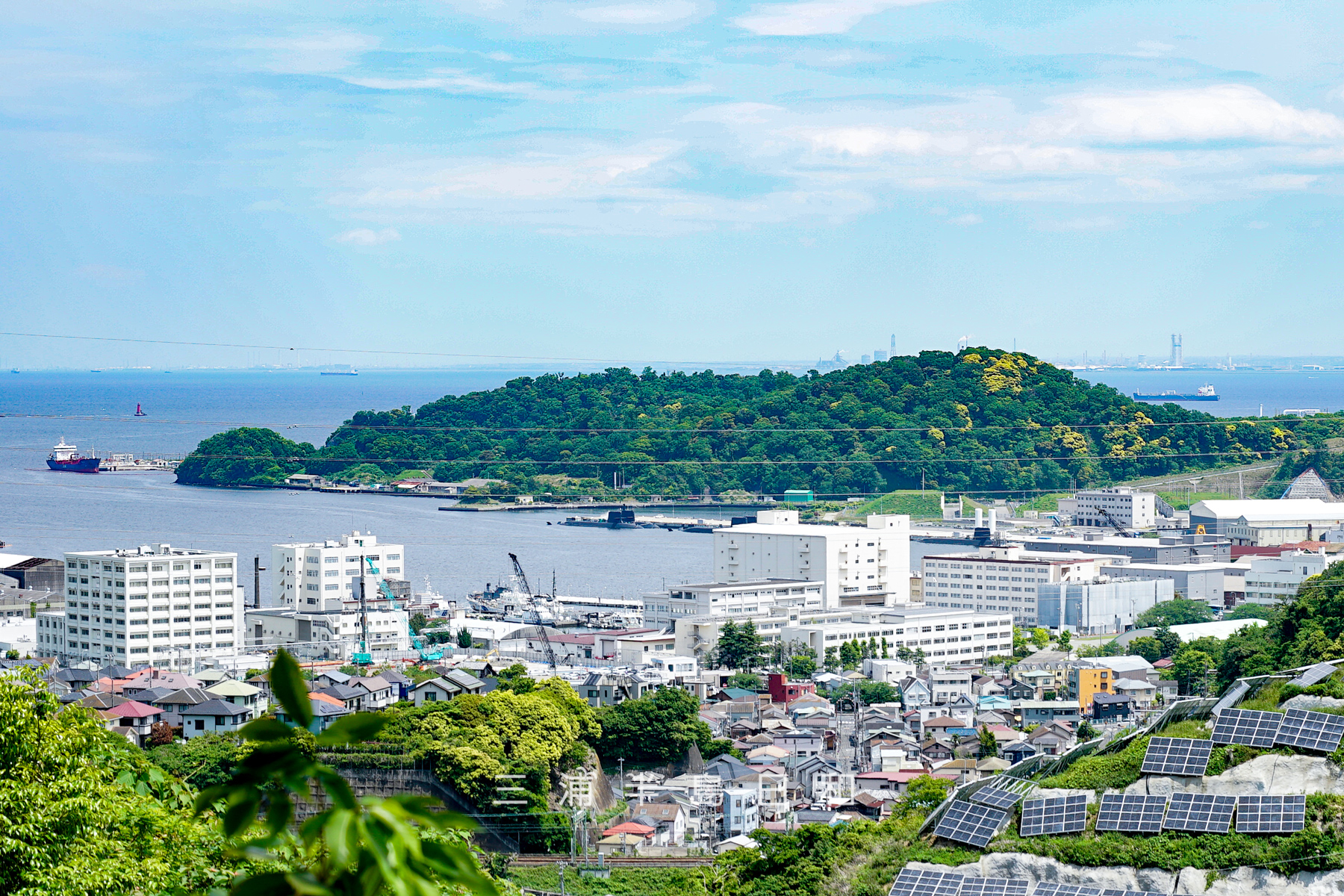 吾妻山（吾妻島）・三浦アルプス（二子山山系）北東端より望む（撮影日：2025.05.08）