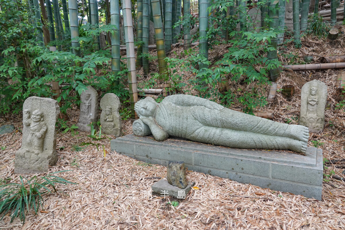 カスヤの森現代美術館・竹林の中の釈迦涅槃像(撮影日:2026.06.04)