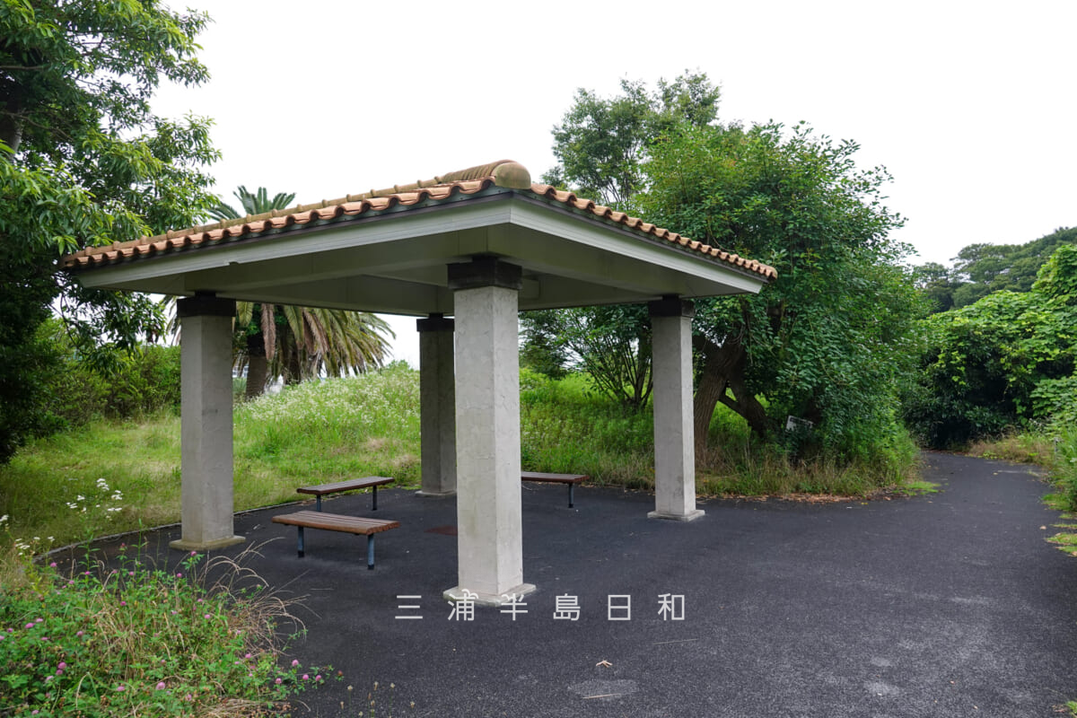 佐島の丘公園・東屋（撮影日：2026.07.01）