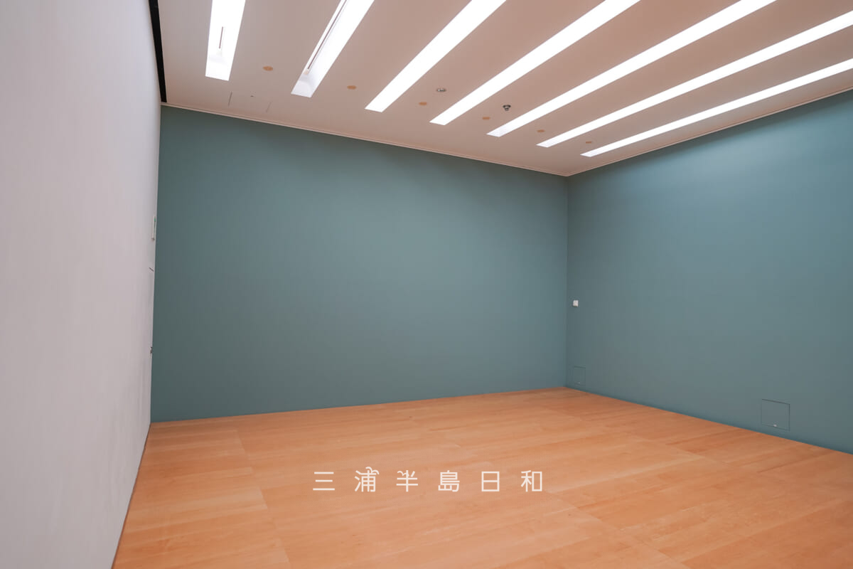 横須賀美術館・地階展示室6(撮影日:2024.07.01)